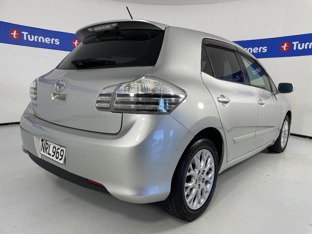 Photo '7' of Toyota Blade Photo '7' of Toyota Blade