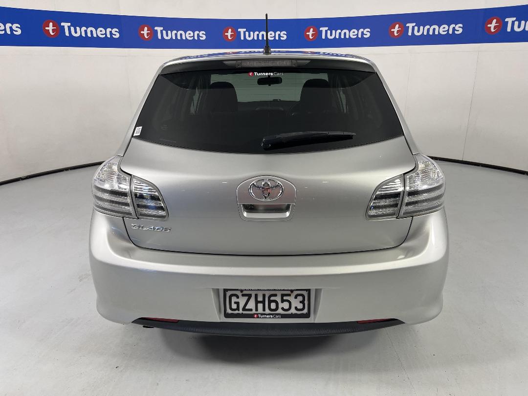 Photo '6' of Toyota Blade