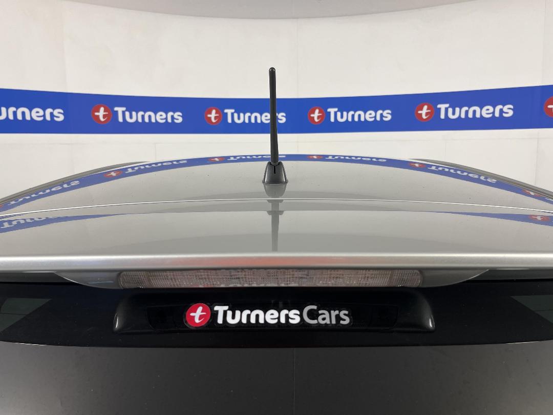 Photo '27' of Toyota Blade