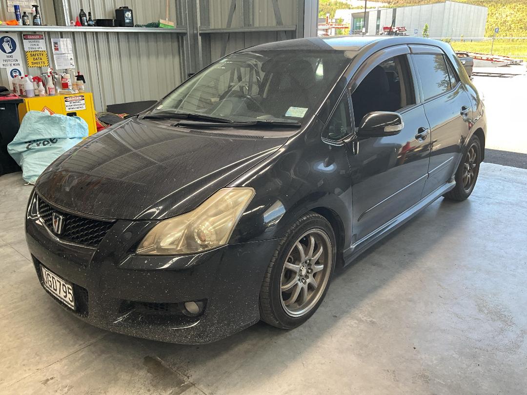 Photo '2' of Toyota Blade Photo '2' of Toyota Blade