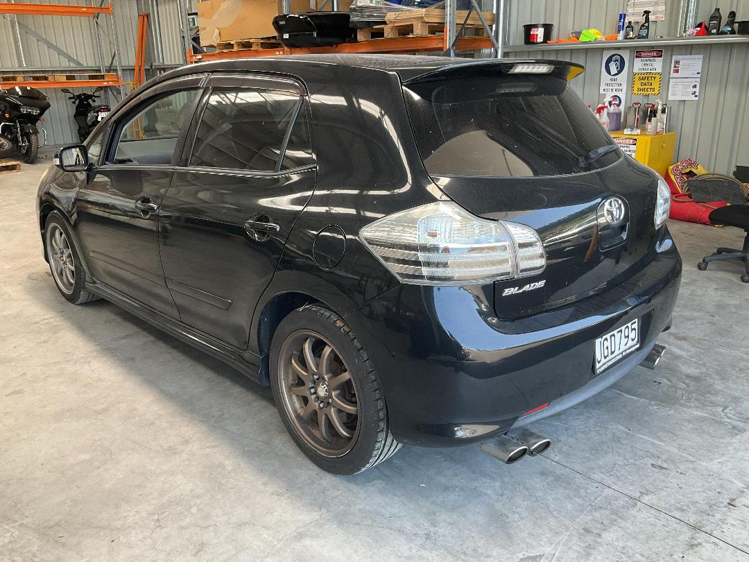 Photo '3' of Toyota Blade Photo '3' of Toyota Blade