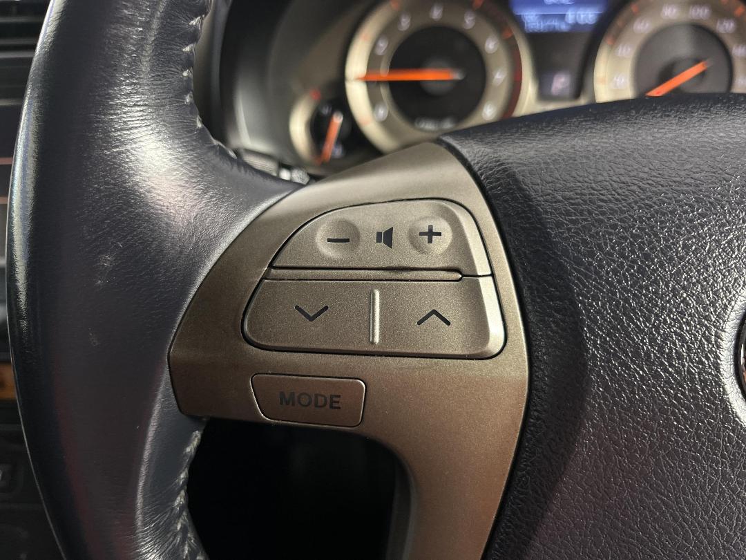 Photo '24' of Toyota Blade Photo '24' of Toyota Blade