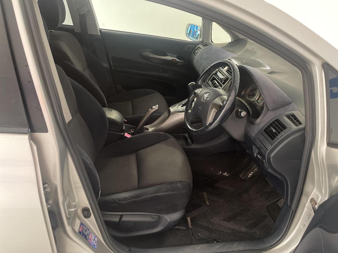 Photo '16' of Toyota Blade