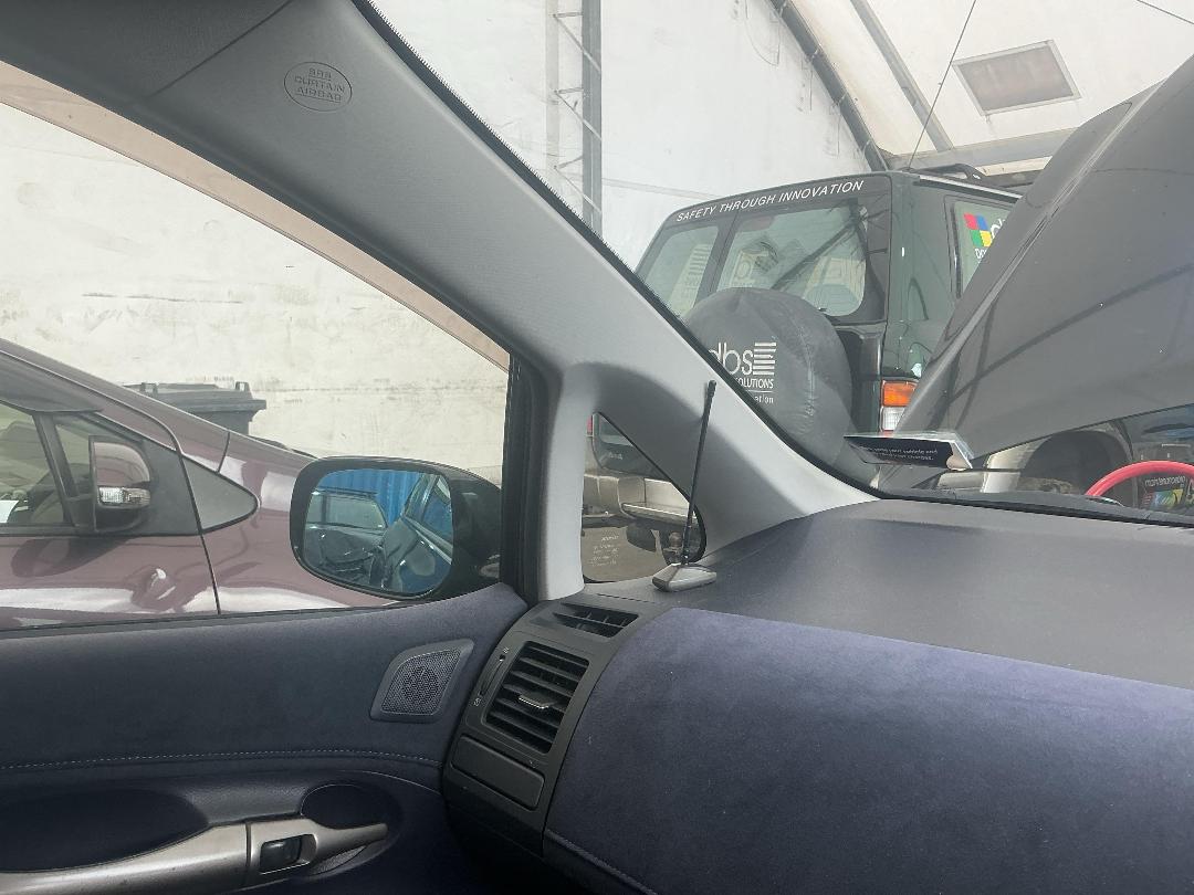 Photo '24' of Toyota Blade