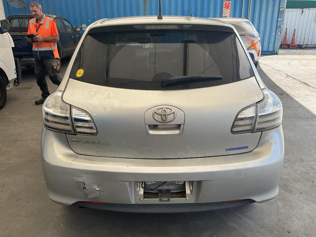 Photo '5' of Toyota Blade Photo '5' of Toyota Blade