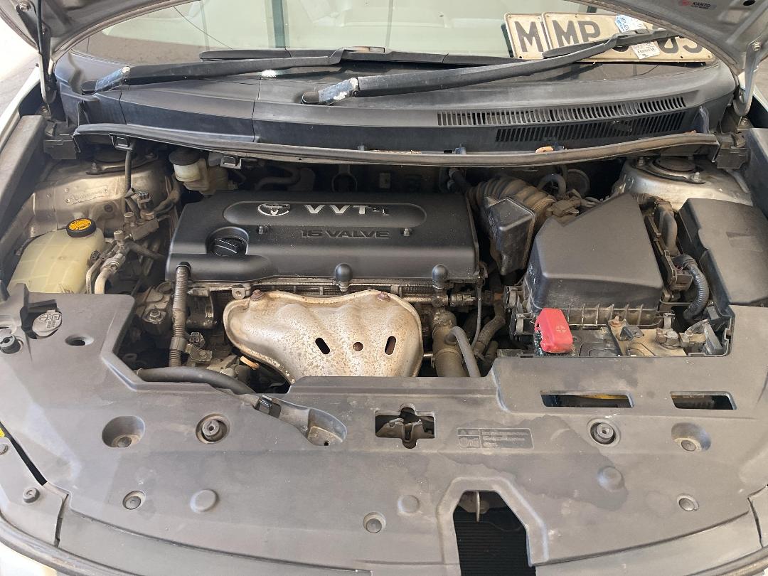 Photo '12' of Toyota Blade Photo '12' of Toyota Blade