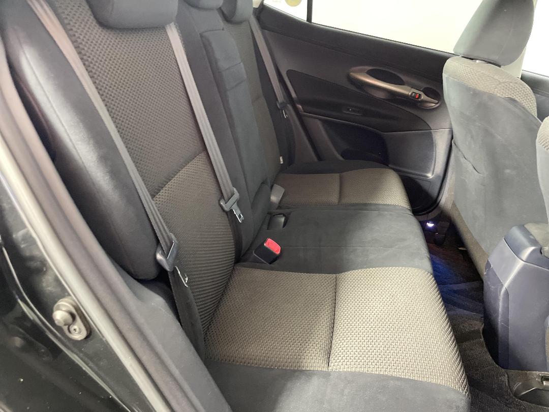 Photo '20' of Toyota Blade Photo '20' of Toyota Blade