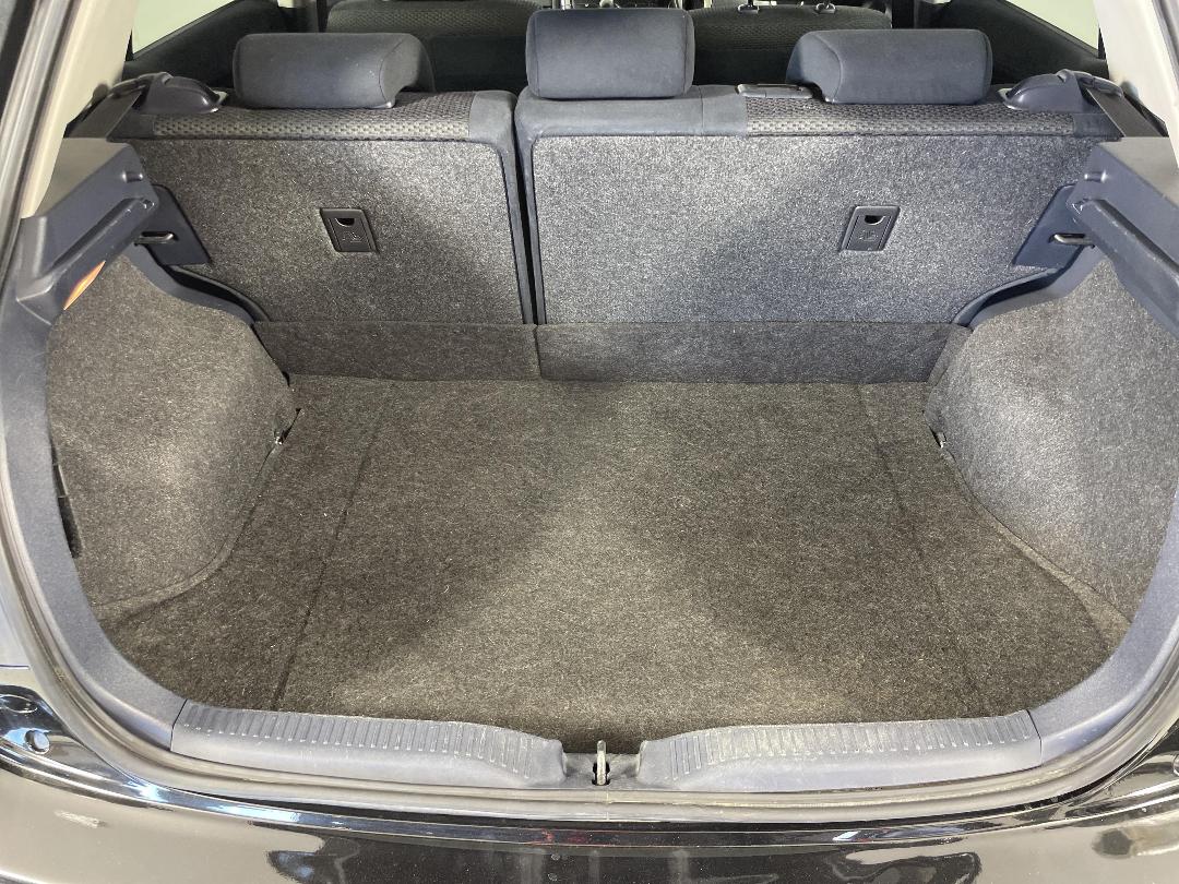 Photo '14' of Toyota Blade Photo '14' of Toyota Blade