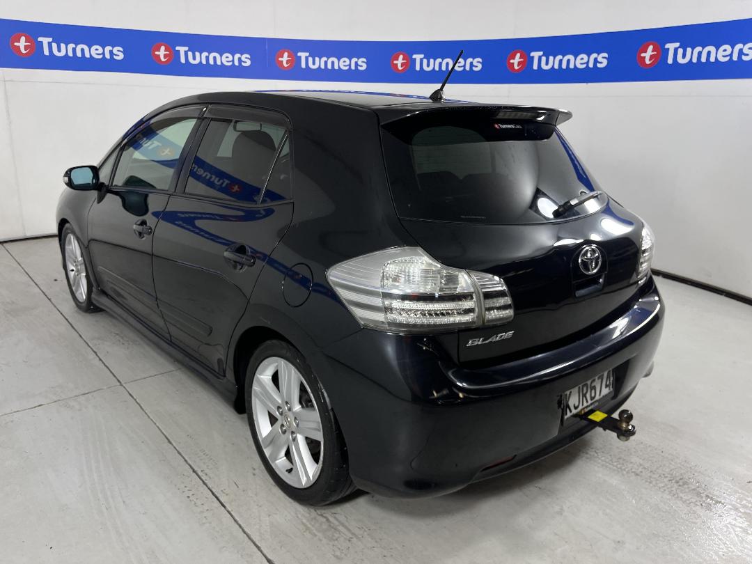 Photo '5' of Toyota Blade Photo '5' of Toyota Blade