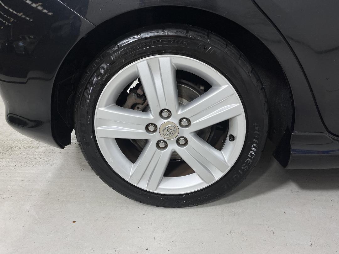 Photo '12' of Toyota Blade Photo '12' of Toyota Blade