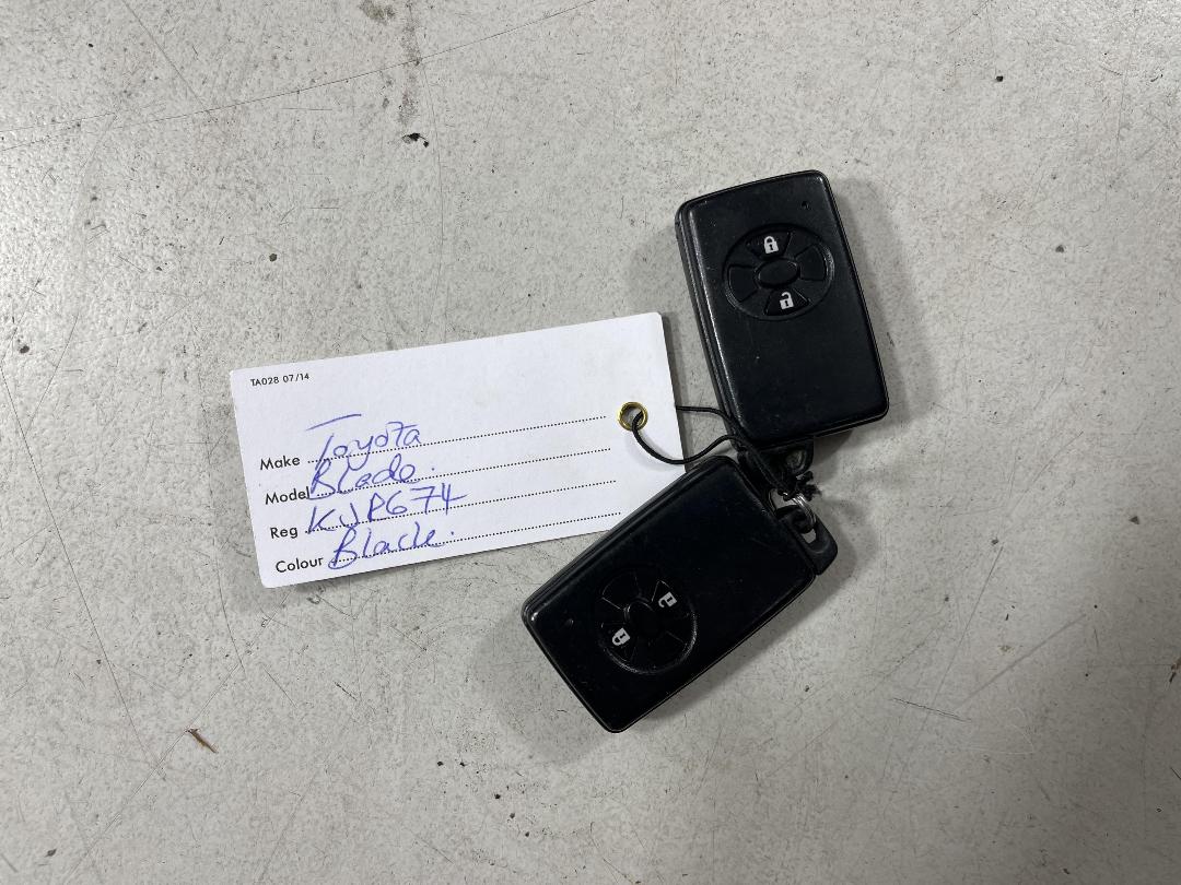 Photo '22' of Toyota Blade Photo '22' of Toyota Blade