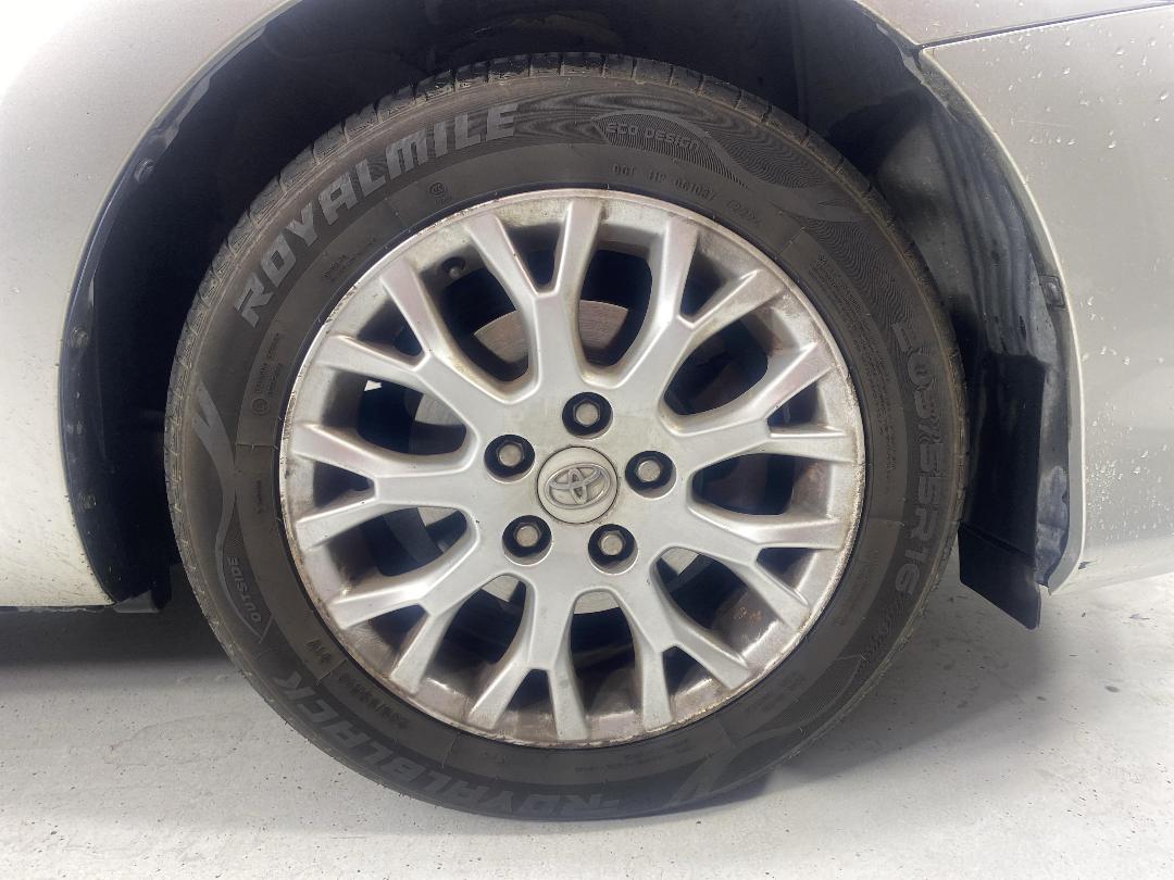 Photo '9' of Toyota Blade