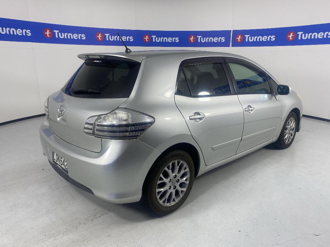 Photo '7' of Toyota Blade