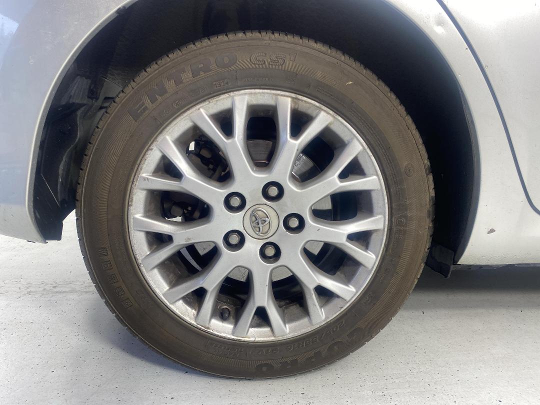 Photo '12' of Toyota Blade