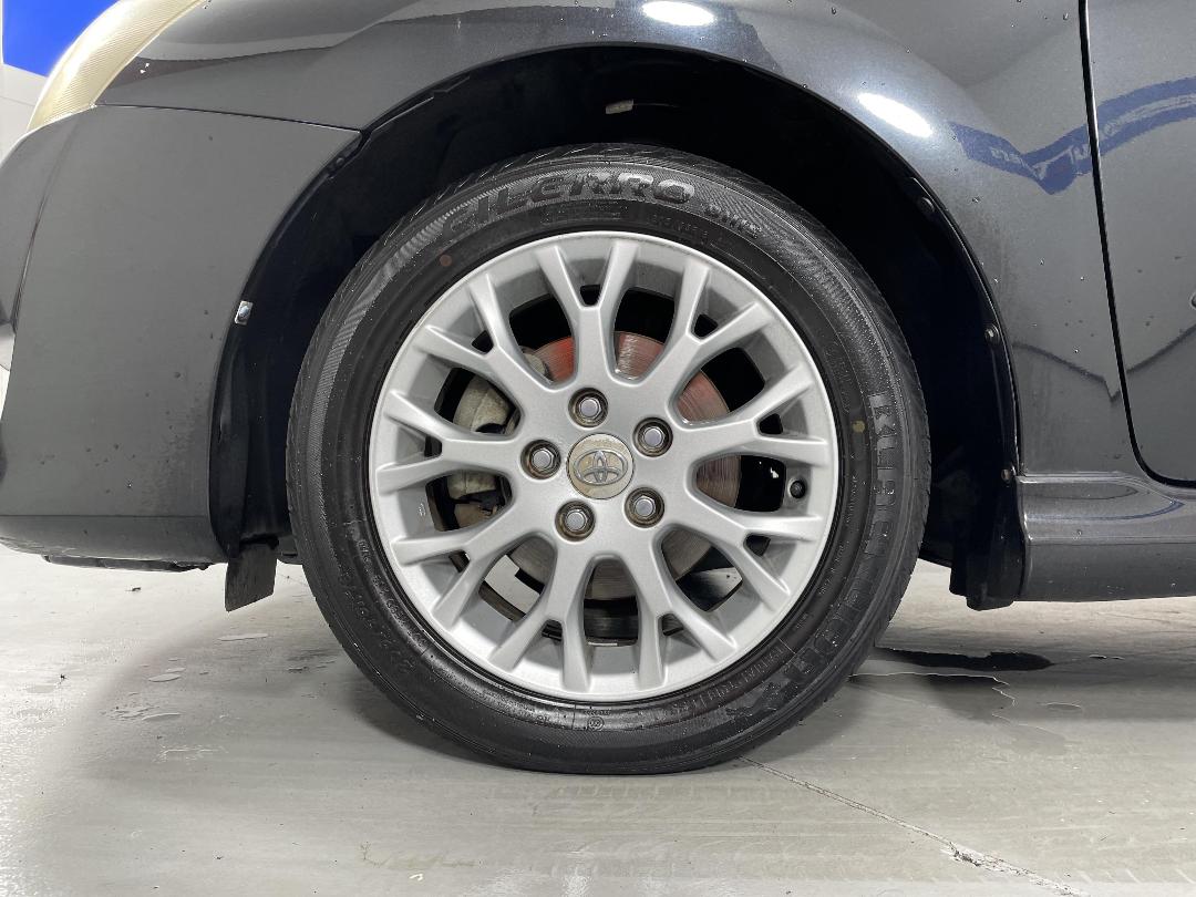 Photo '10' of Toyota Blade