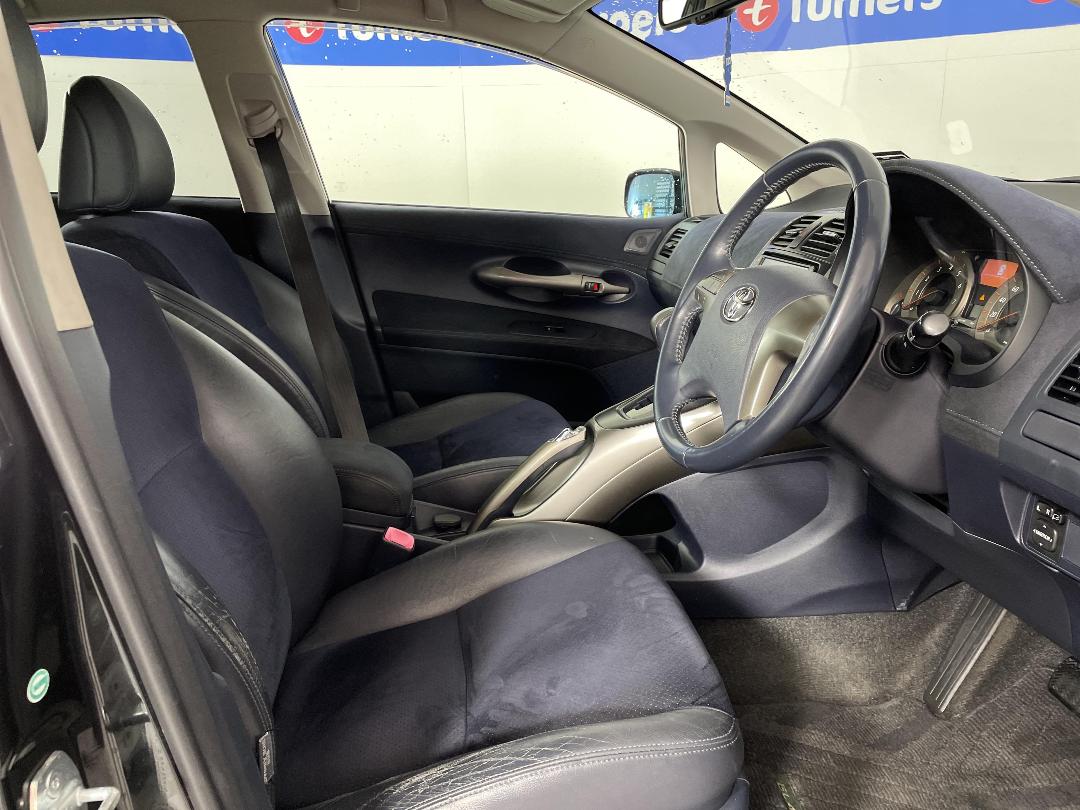 Photo '16' of Toyota Blade