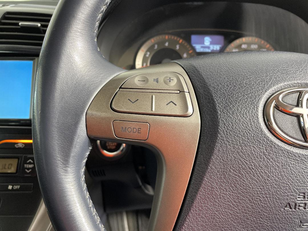 Photo '28' of Toyota Blade