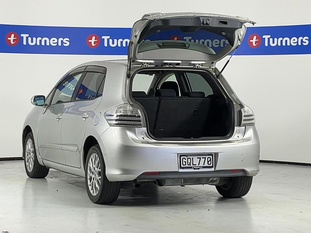 Photo '23' of Toyota Blade