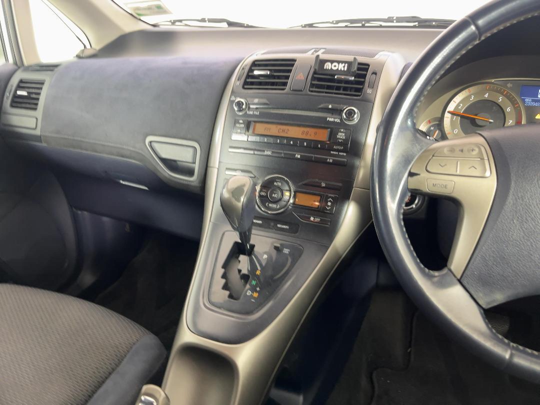 Photo '18' of Toyota Blade