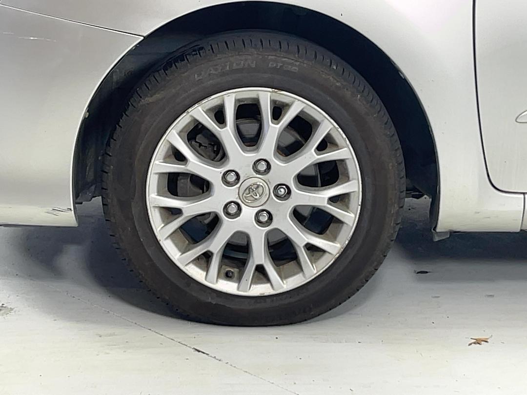 Photo '10' of Toyota Blade