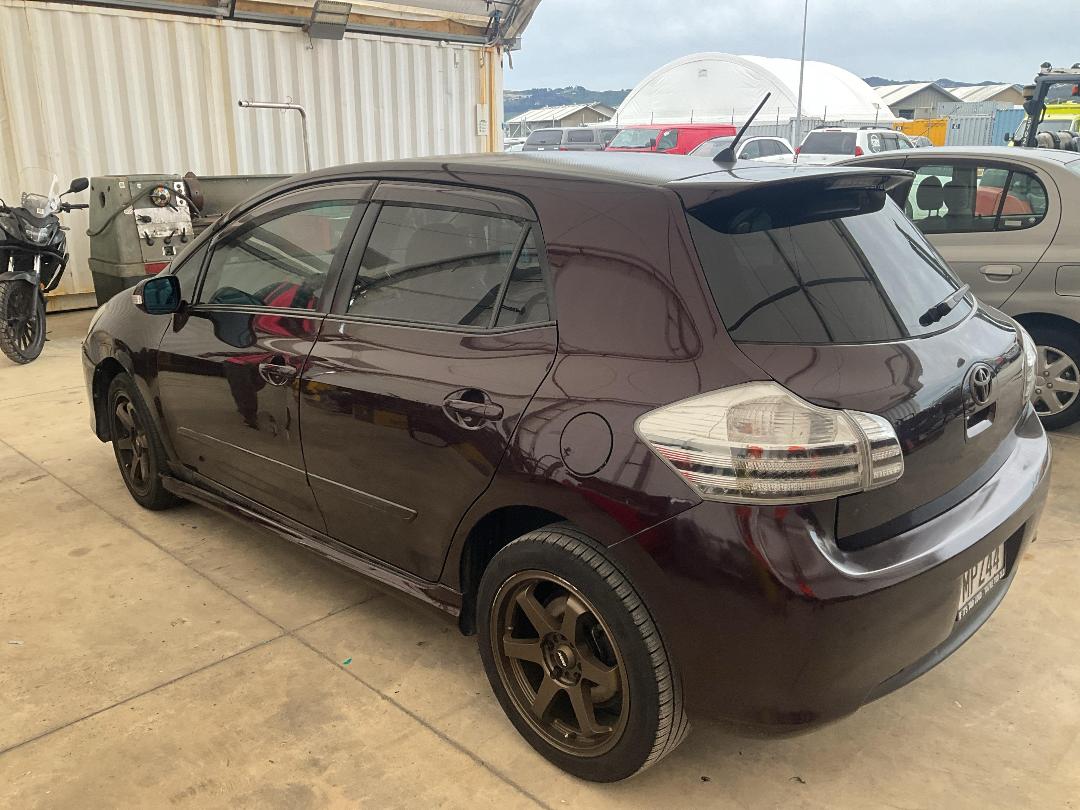 Photo '4' of Toyota Blade