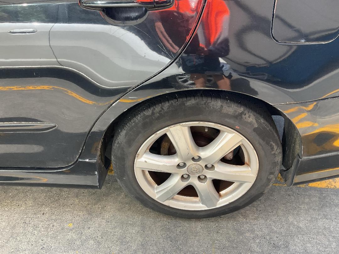 Photo '16' of Toyota Camry Sport Photo '16' of Toyota Camry Sport