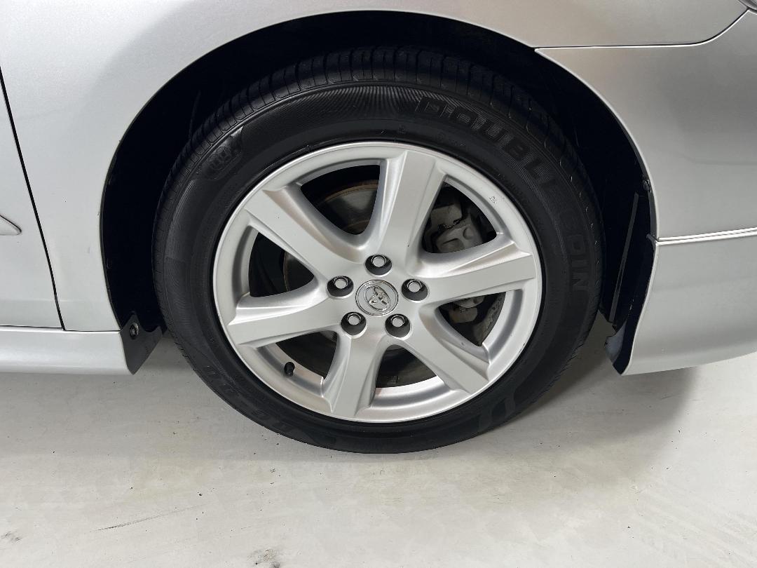 Photo '9' of Toyota Camry