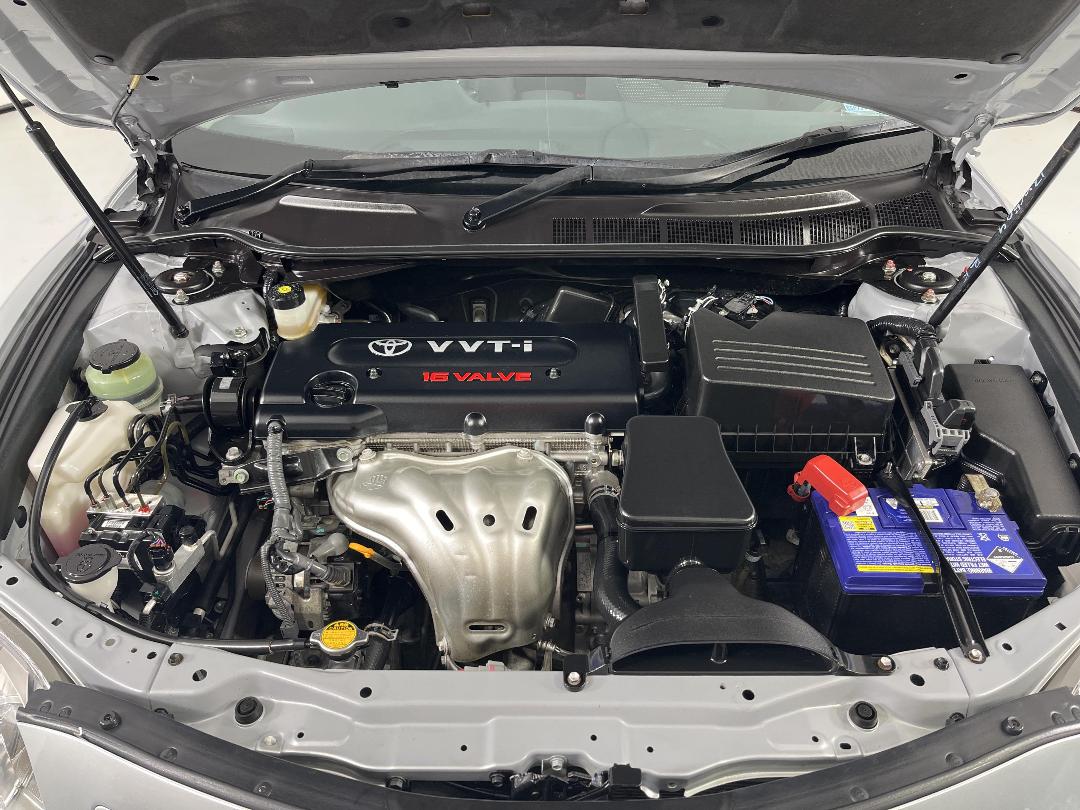 Photo '13' of Toyota Camry