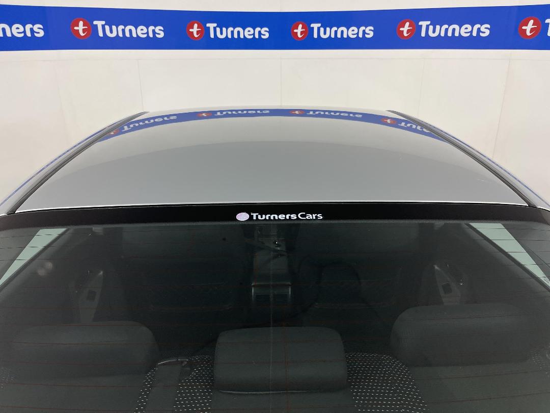 Photo '27' of Toyota Camry