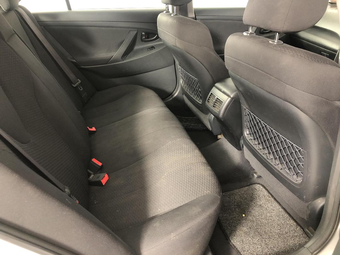 Photo '20' of Toyota Camry