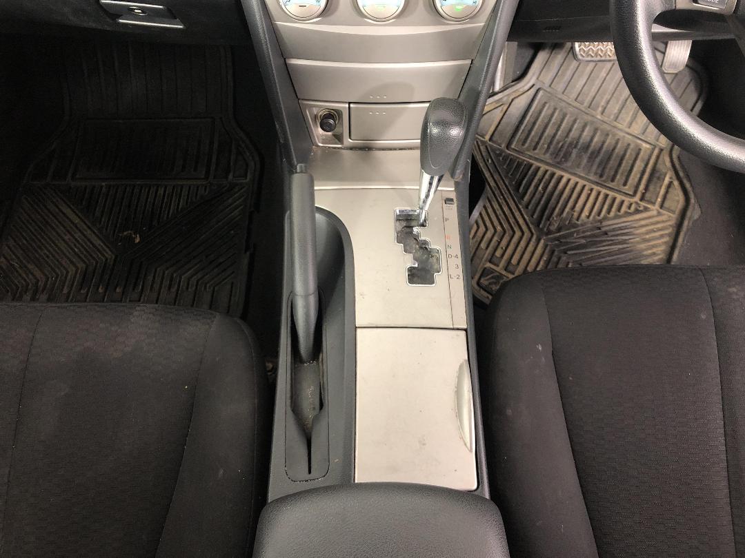 Photo '18' of Toyota Camry