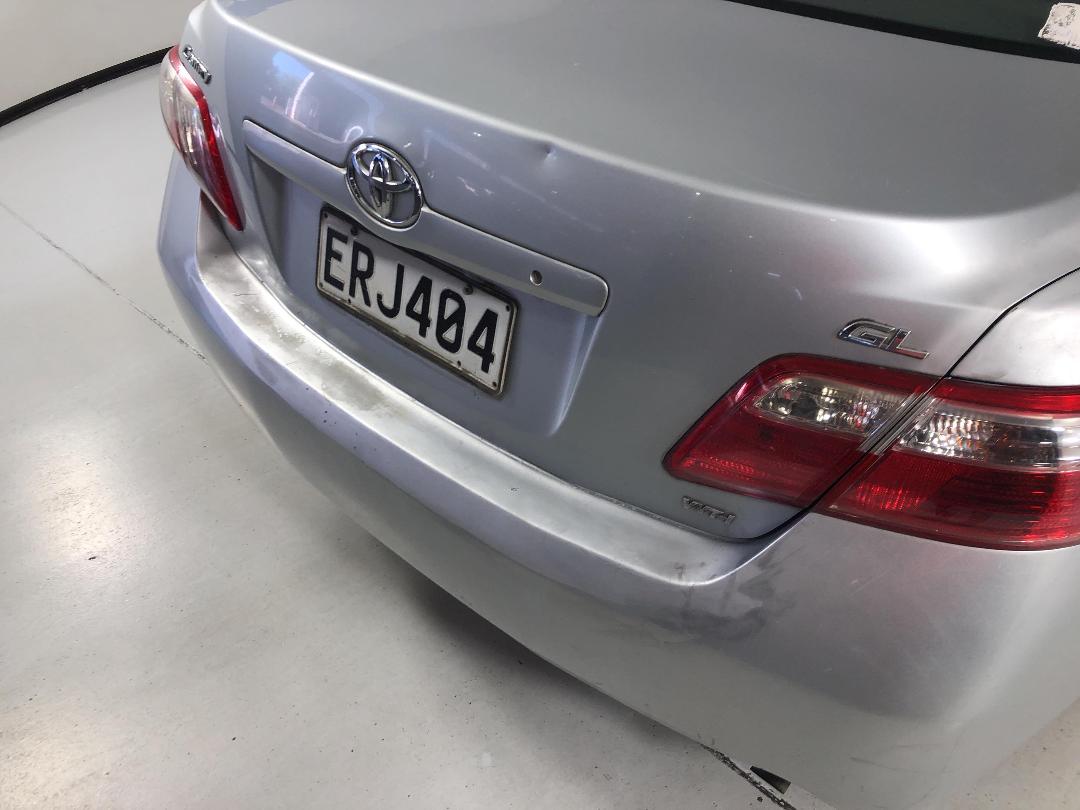 Photo '30' of Toyota Camry