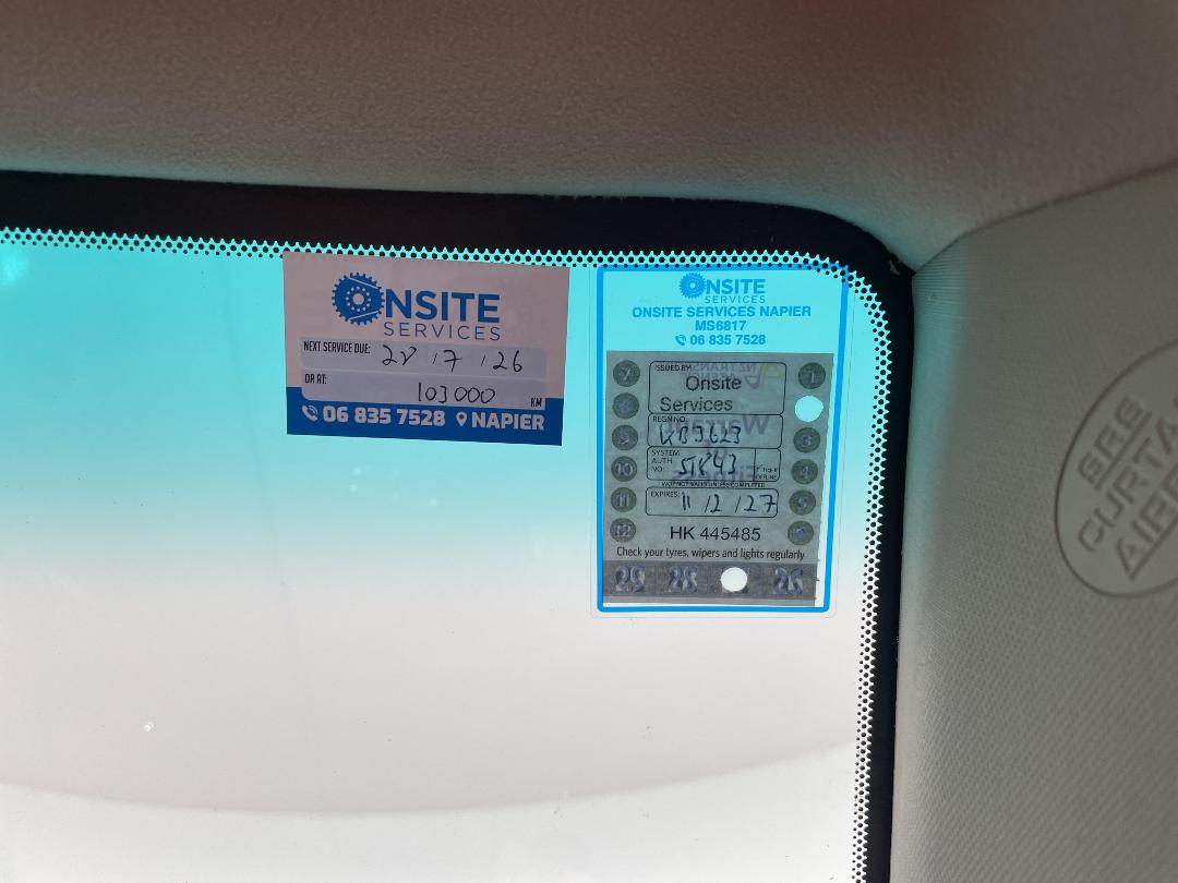 Photo '27' of Toyota Camry