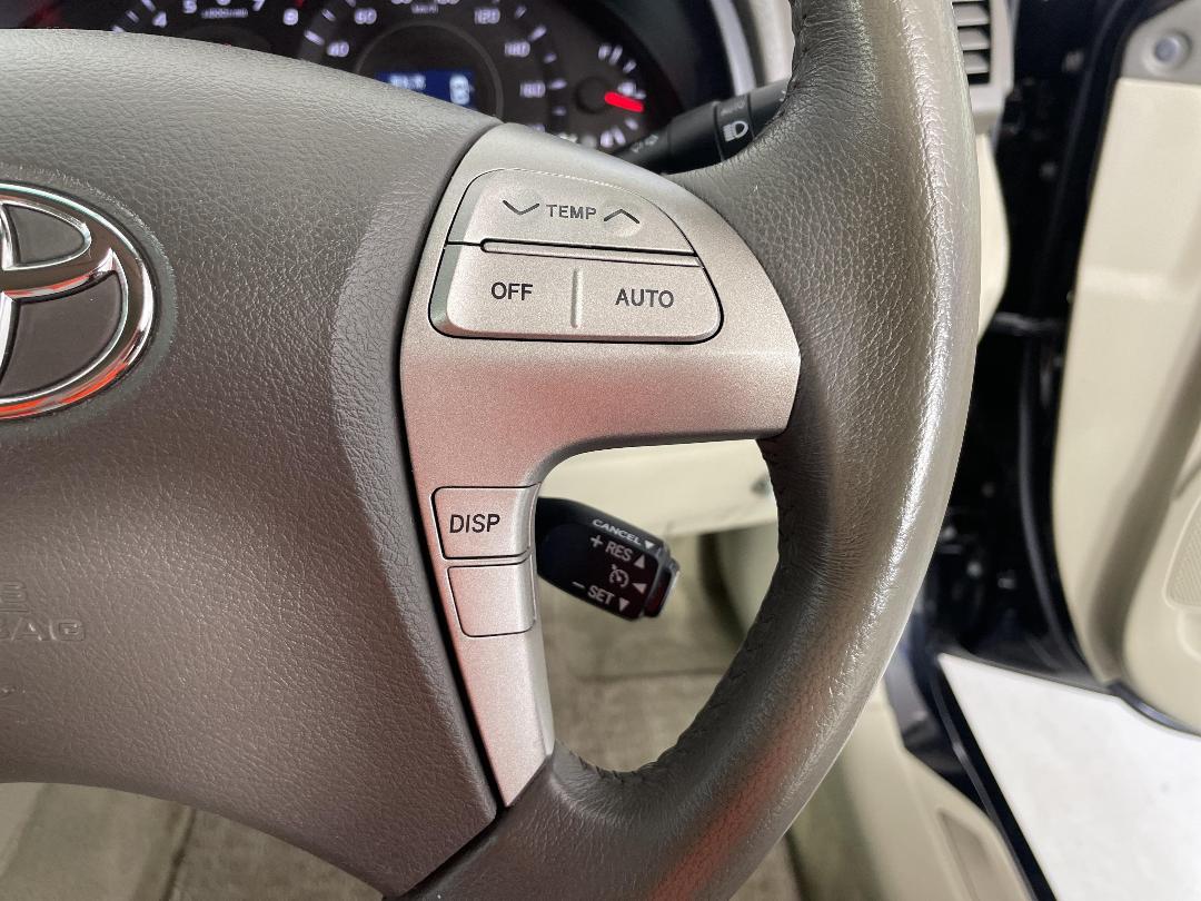 Photo '26' of Toyota Camry