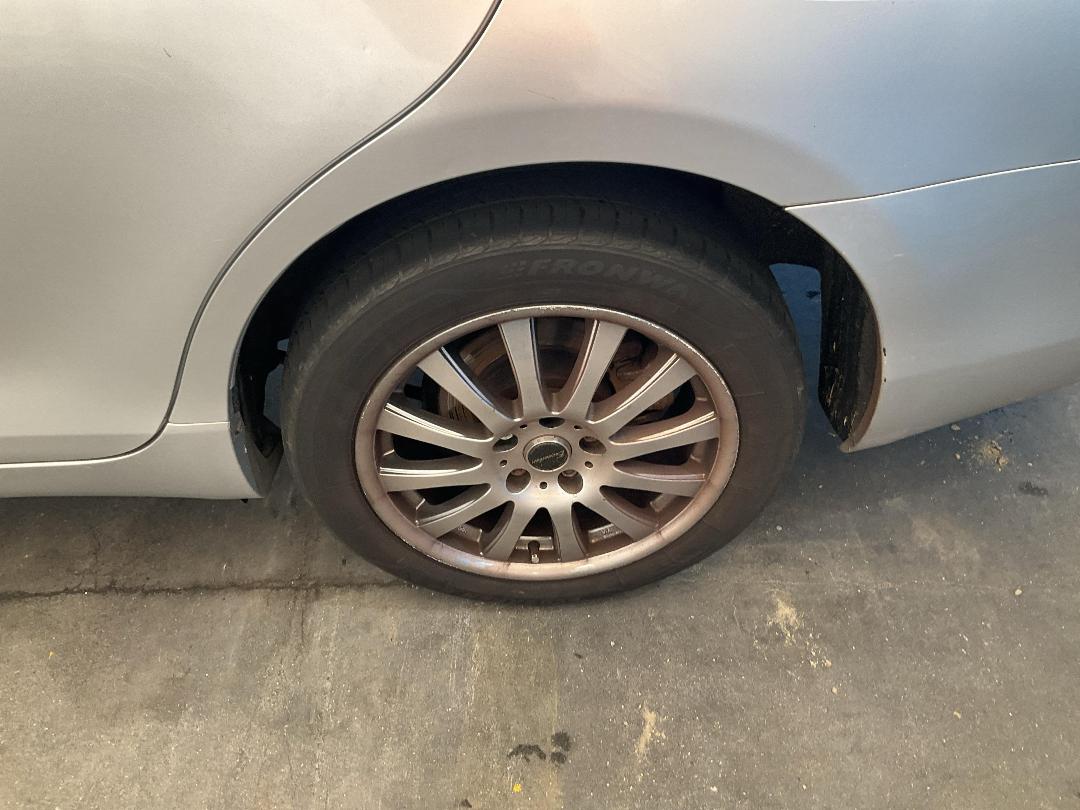 Photo '14' of Toyota Camry