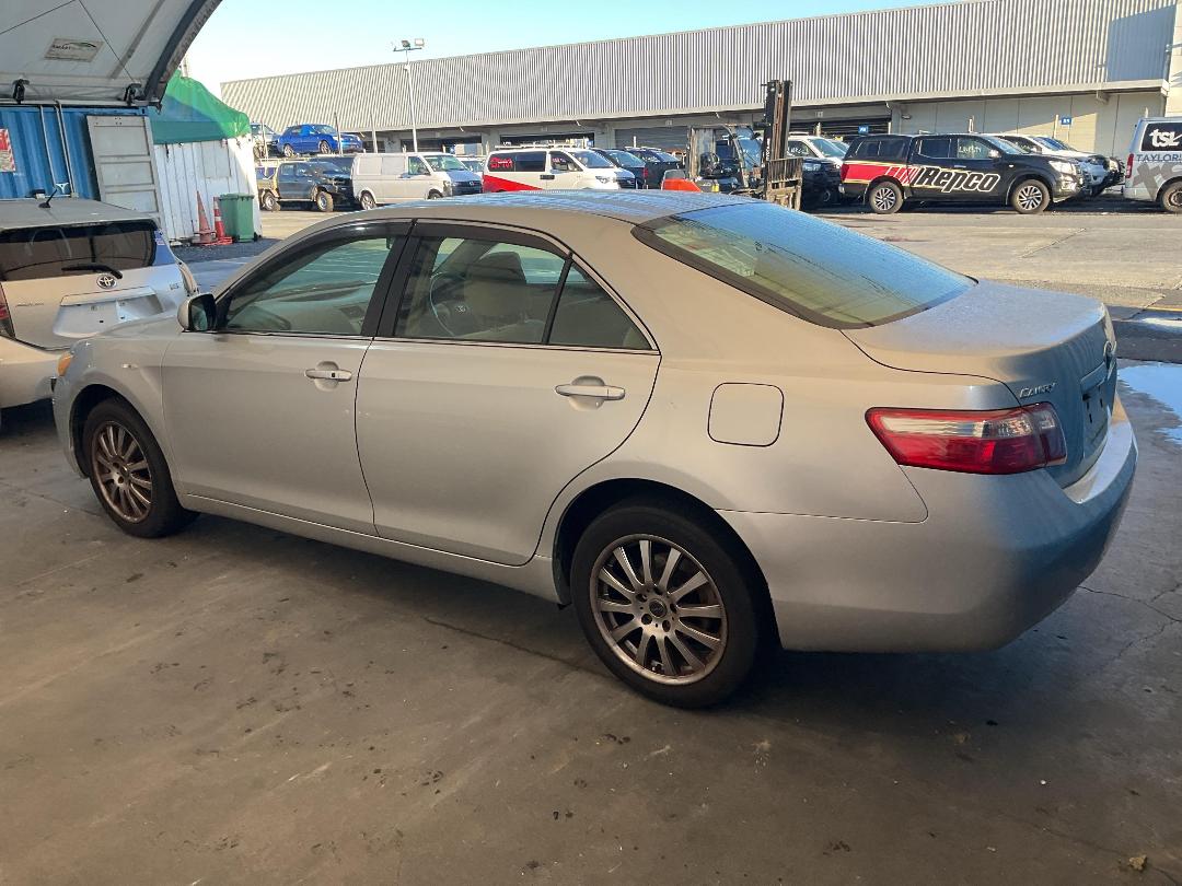 Photo '15' of Toyota Camry