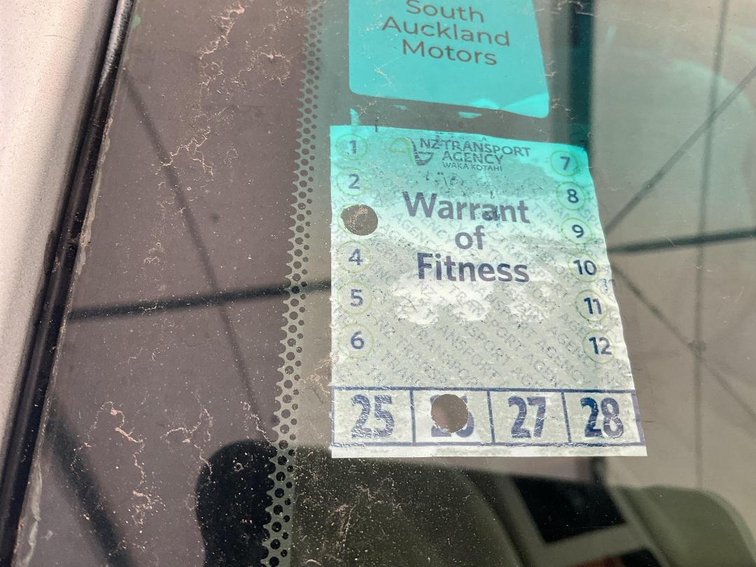 Photo '31' of Toyota Camry