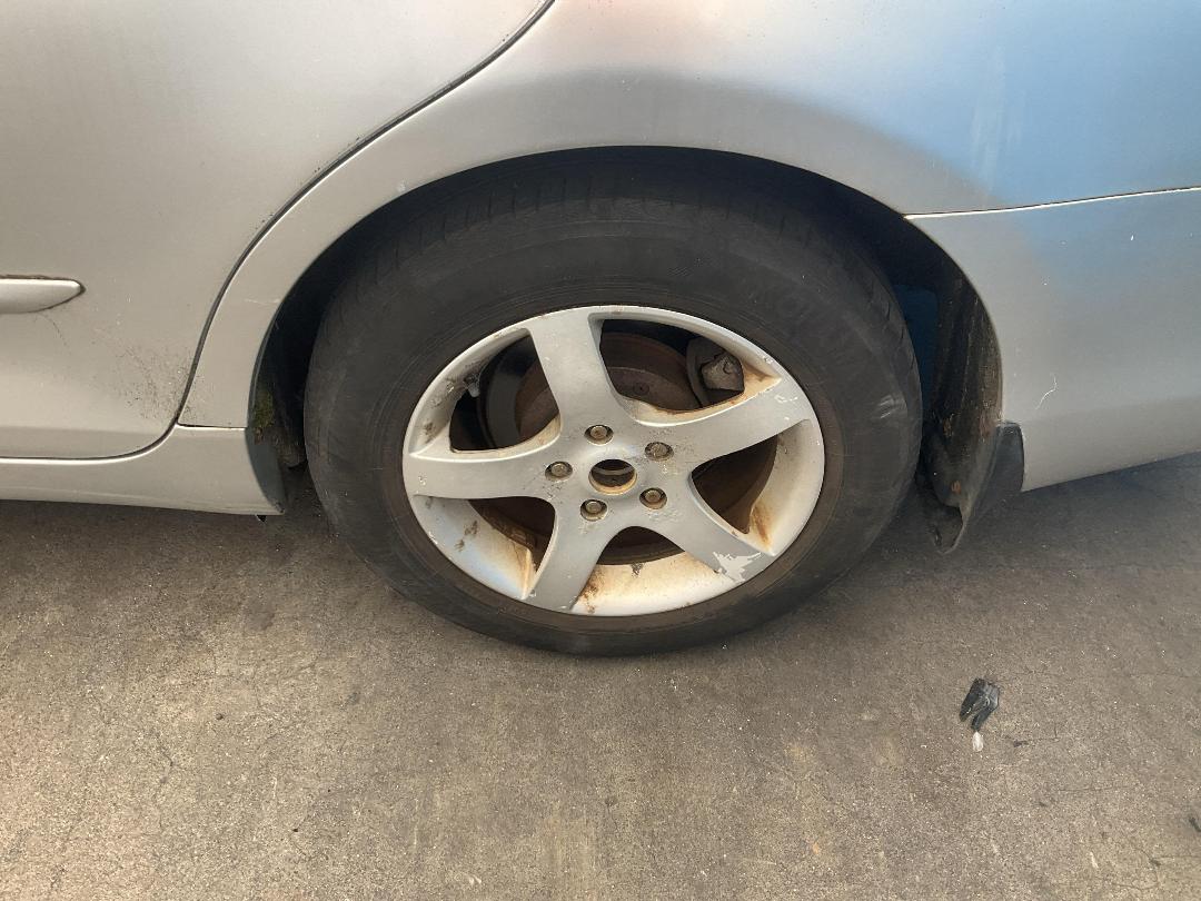 Photo '12' of Toyota Camry GL