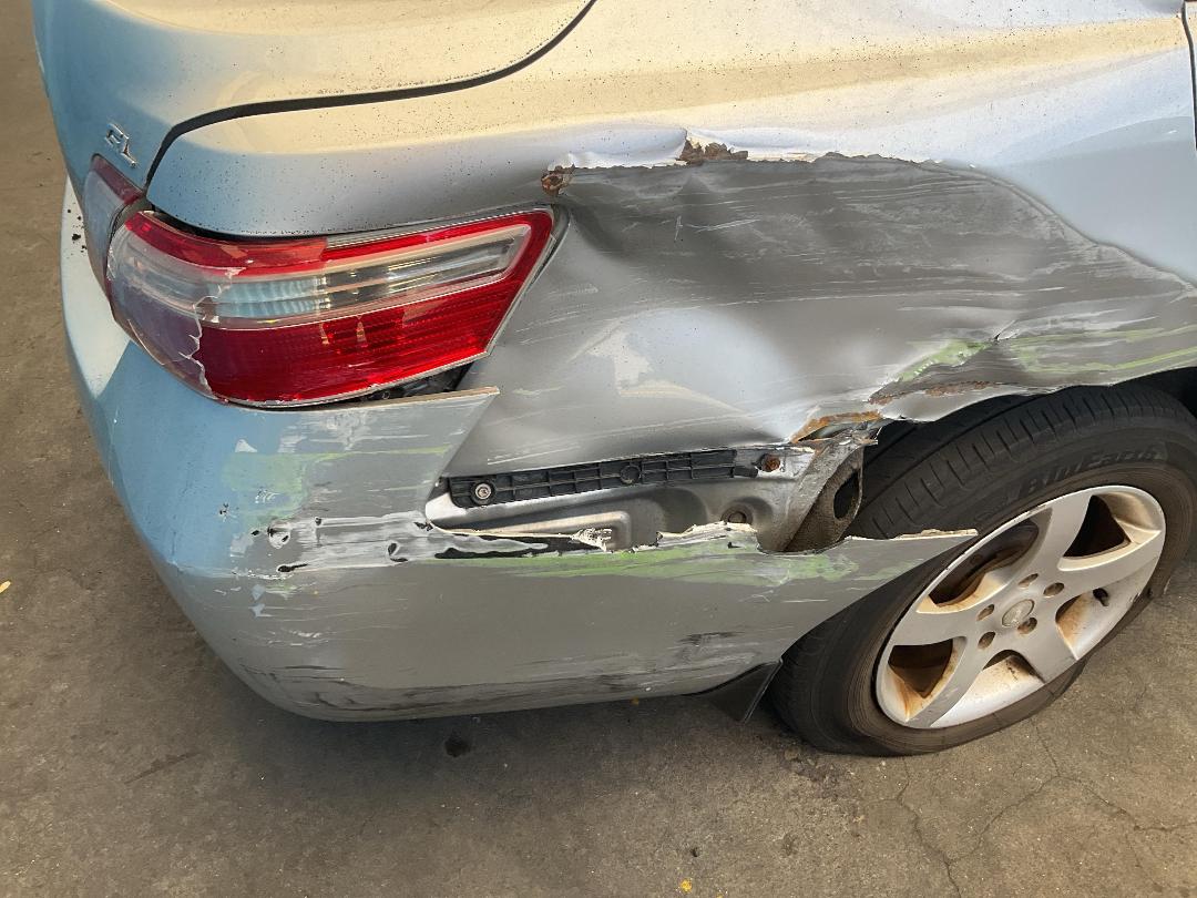 Photo '18' of Toyota Camry GL