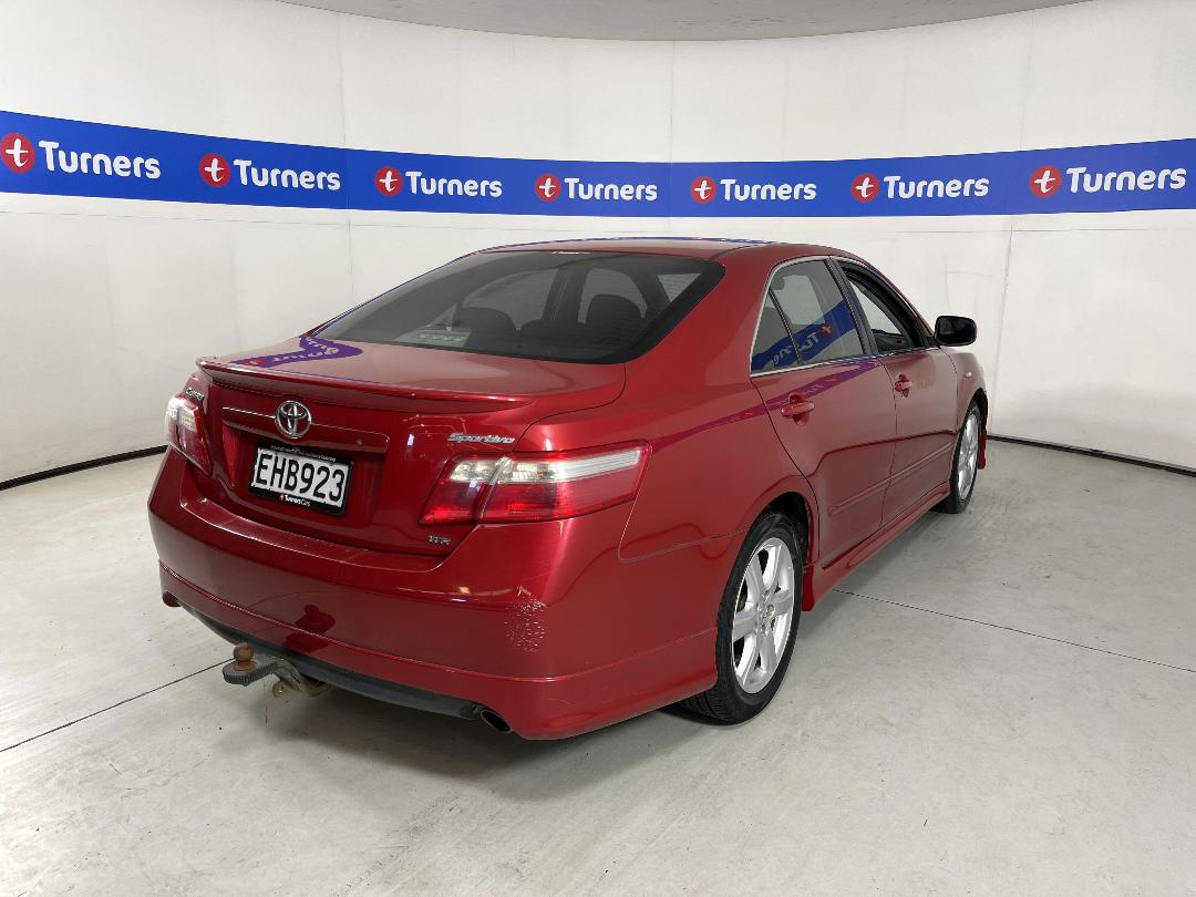 Photo '7' of Toyota Camry