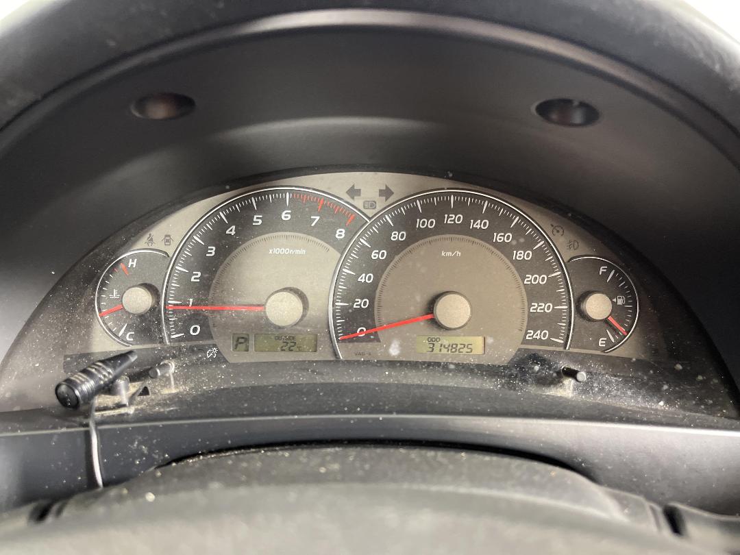 Photo '21' of Toyota Camry