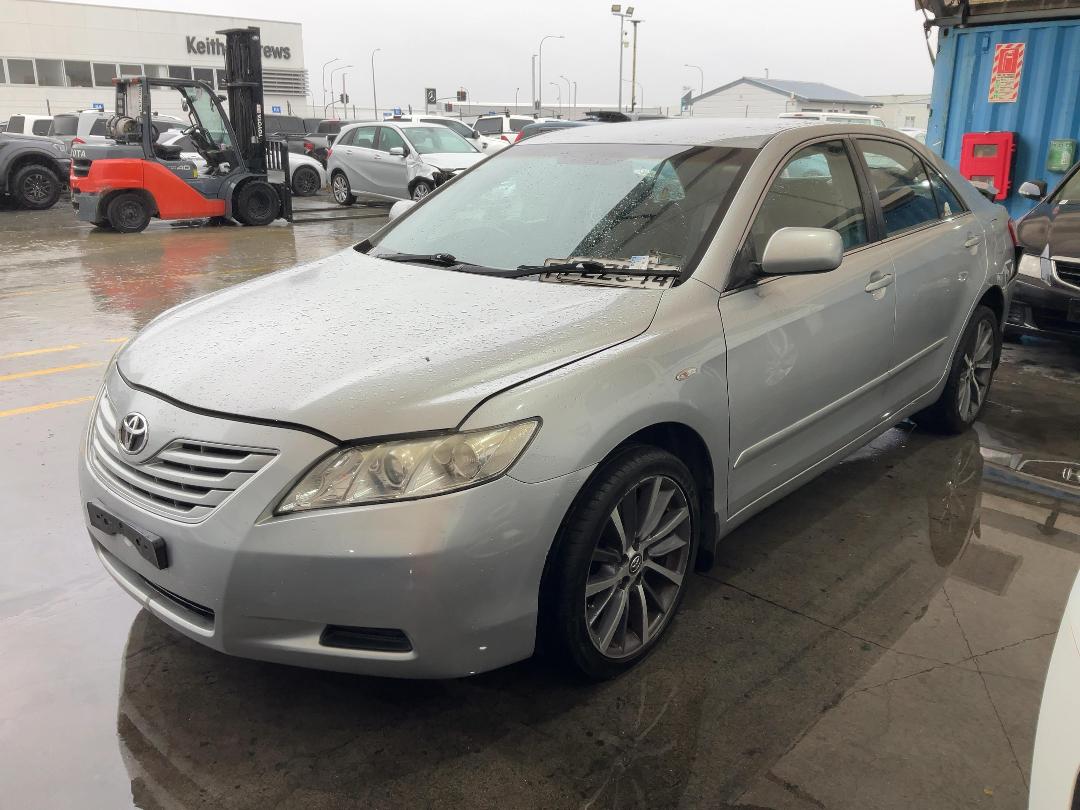 Photo '5' of Toyota Camry GL