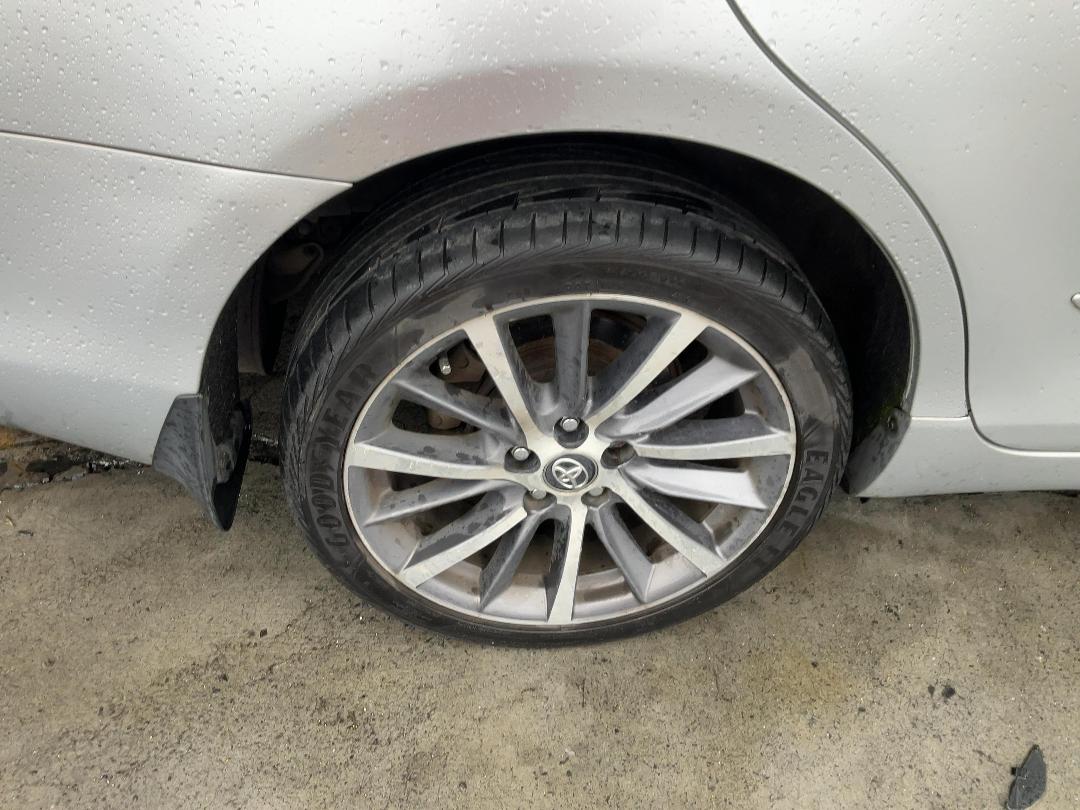 Photo '15' of Toyota Camry GL