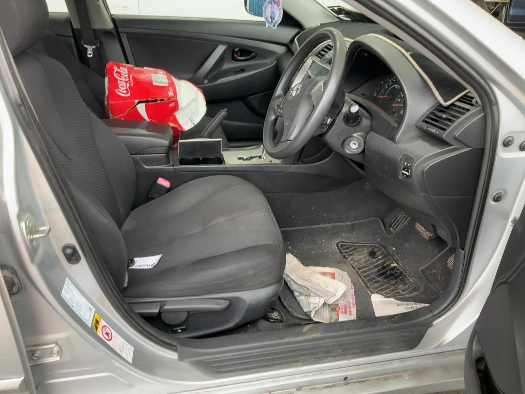 Photo '17' of Toyota Camry GL