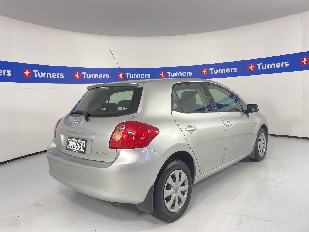 Photo '7' of Toyota Corolla Photo '7' of Toyota Corolla