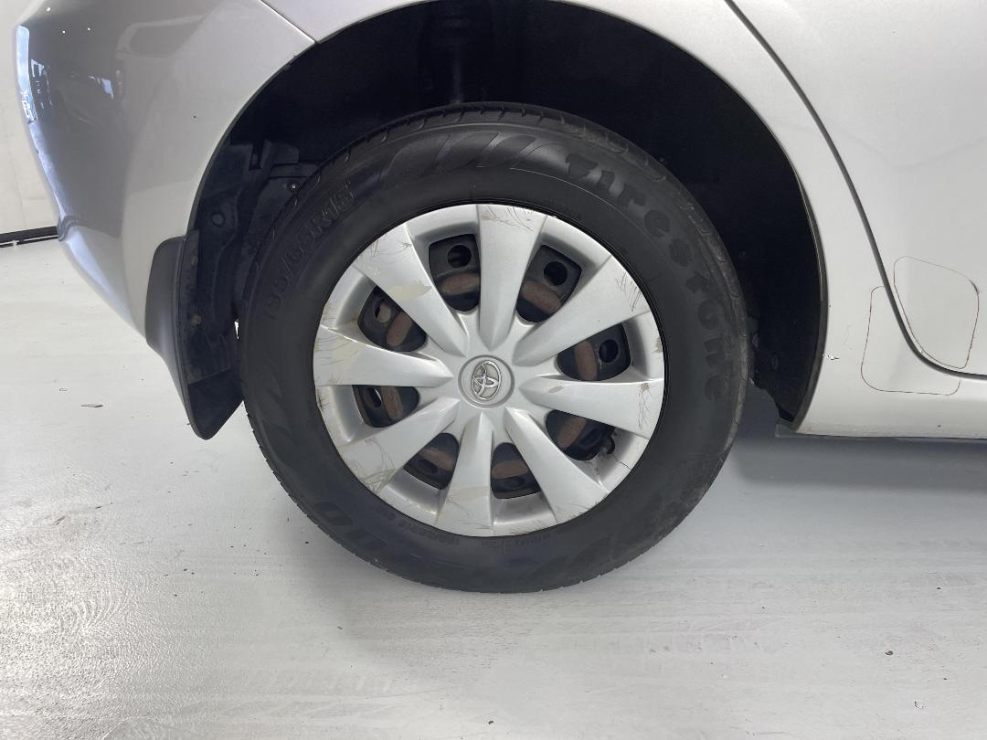 Photo '12' of Toyota Corolla Photo '12' of Toyota Corolla