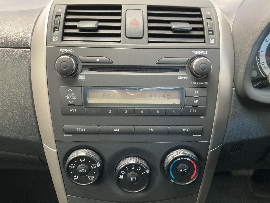 Photo '18' of Toyota Corolla Photo '18' of Toyota Corolla