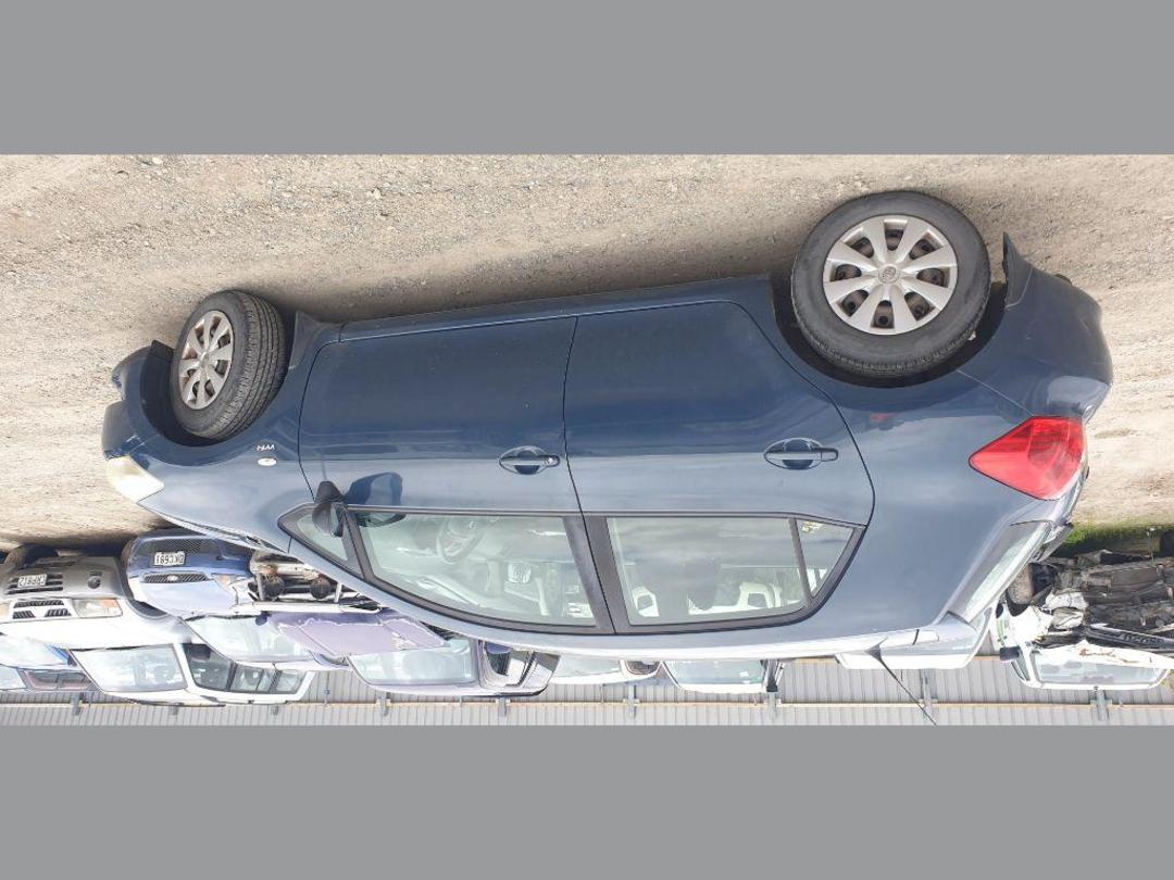 Photo '6' of Toyota Corolla GX Photo '6' of Toyota Corolla GX