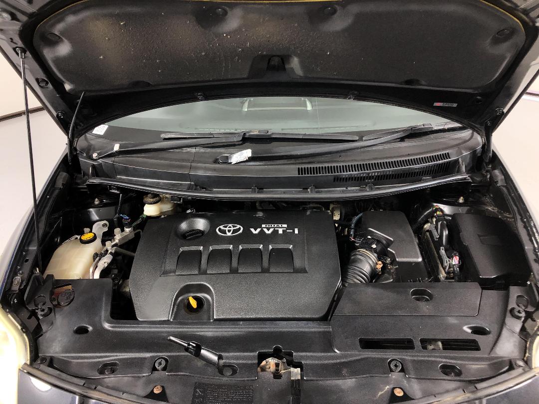 Photo '13' of Toyota Corolla