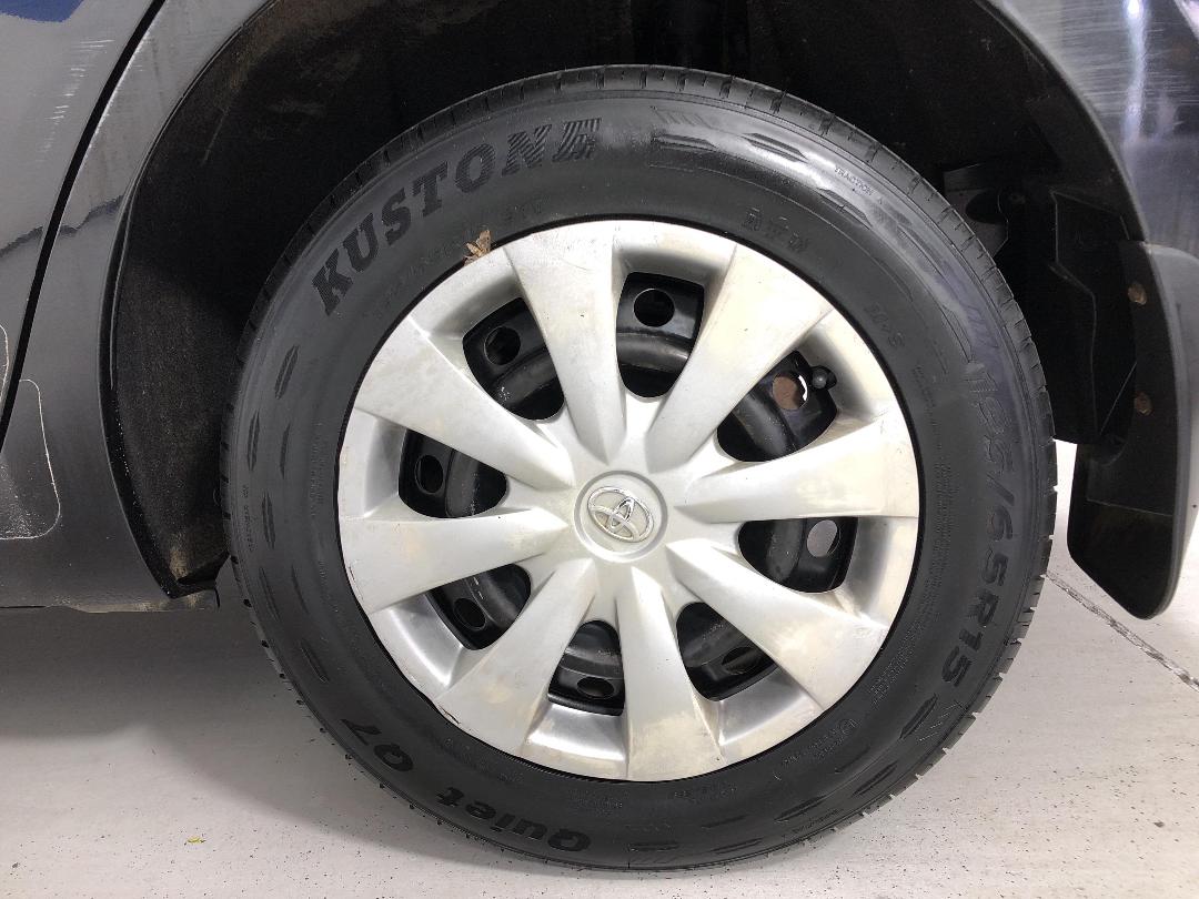 Photo '11' of Toyota Corolla